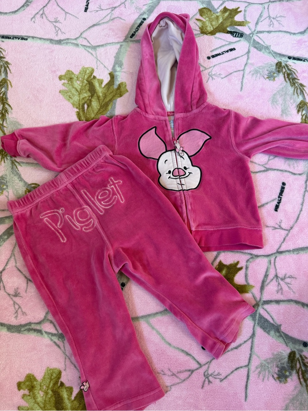 Vintage Disney Piglet Kids Sweatset
